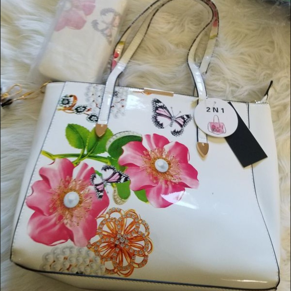 White flower purse 2 in 1 w/wallet